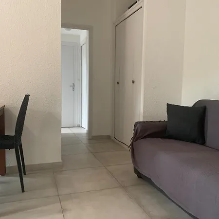 Mini Santa Giulia à 120m De La